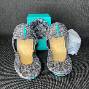 TIEKS Black Leopard RARE print SIZE 10 Limited Edition NEW BOX